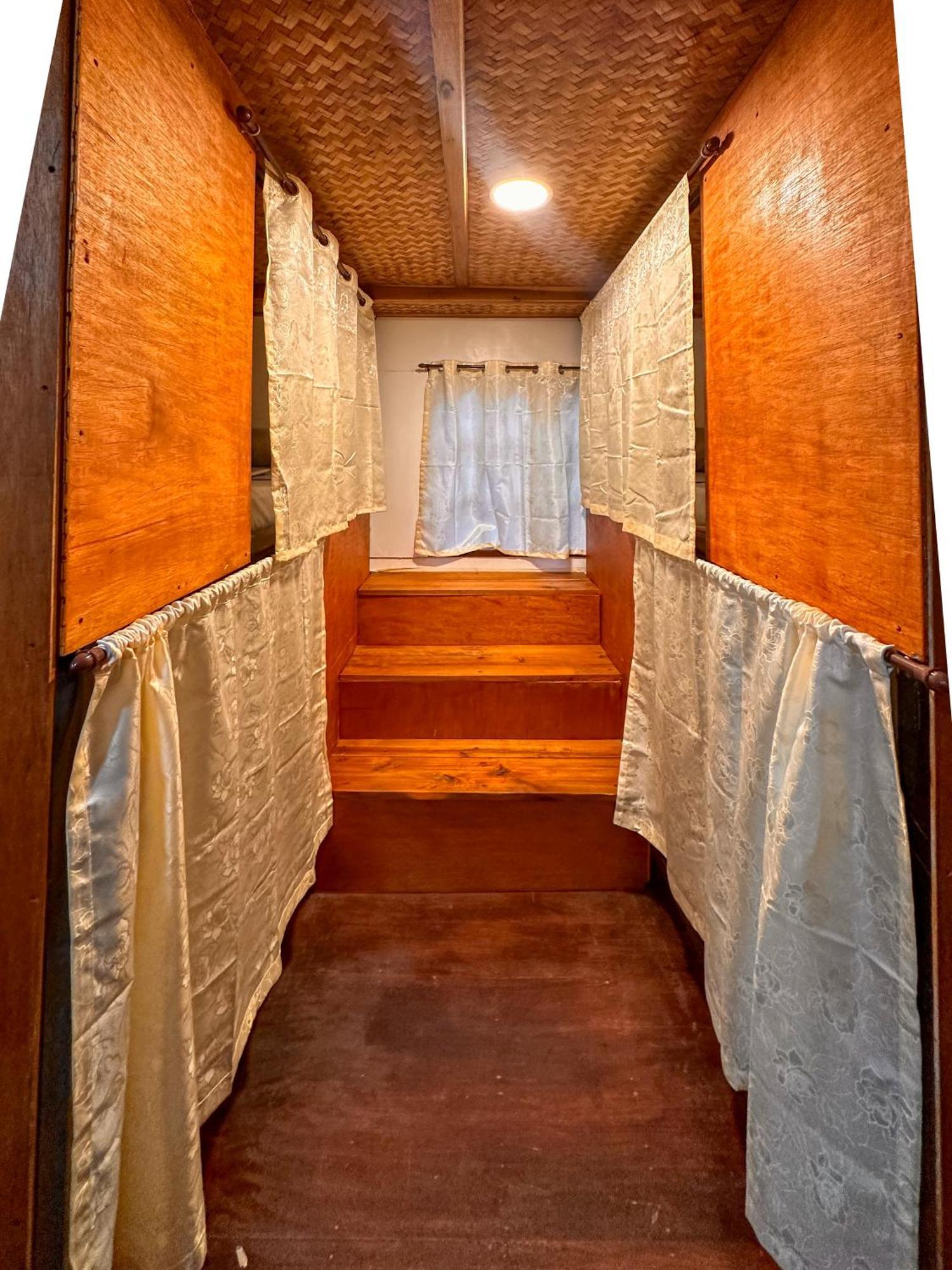 Hangout'S Hostel אל נידו מראה חיצוני תמונה