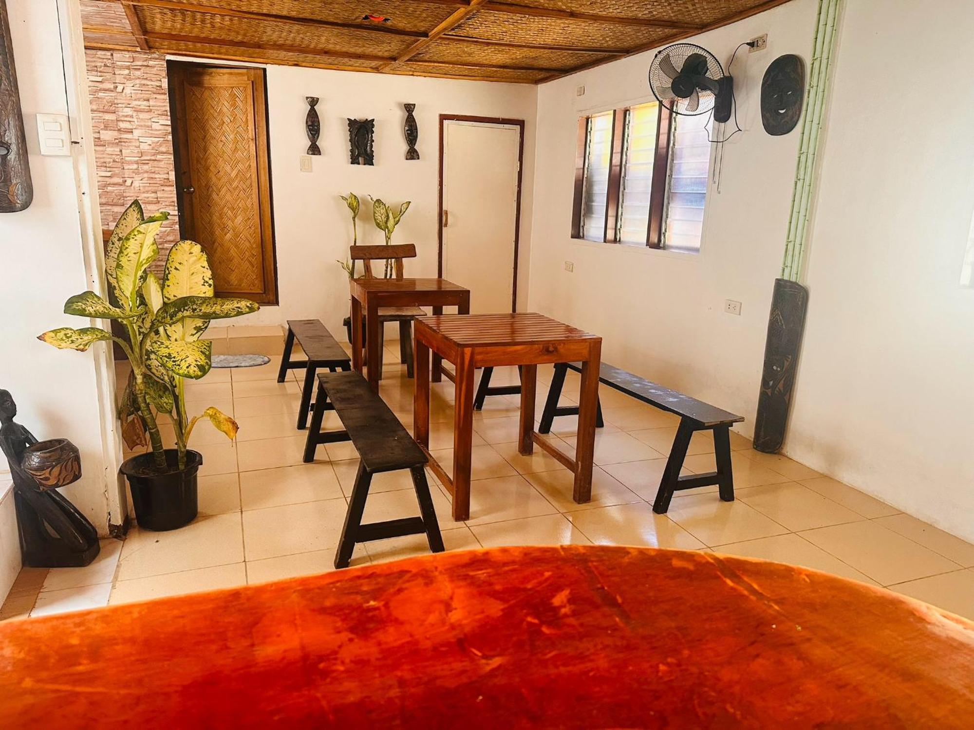 Hangout'S Hostel אל נידו מראה חיצוני תמונה