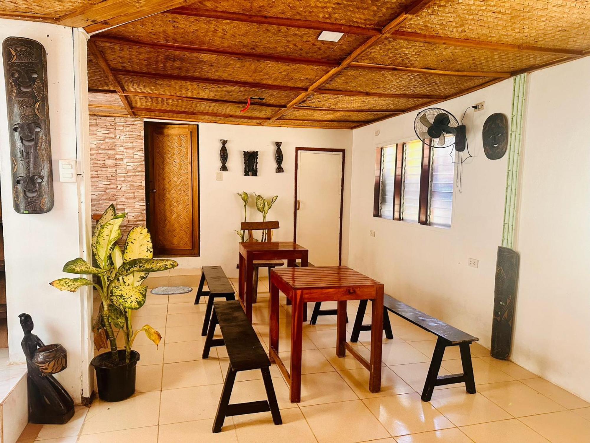 Hangout'S Hostel אל נידו מראה חיצוני תמונה